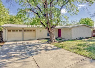 Building Photo - 311 Granada Dr
