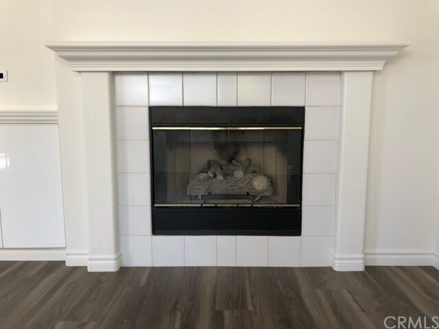 Building Photo - 8 Radiance Ln