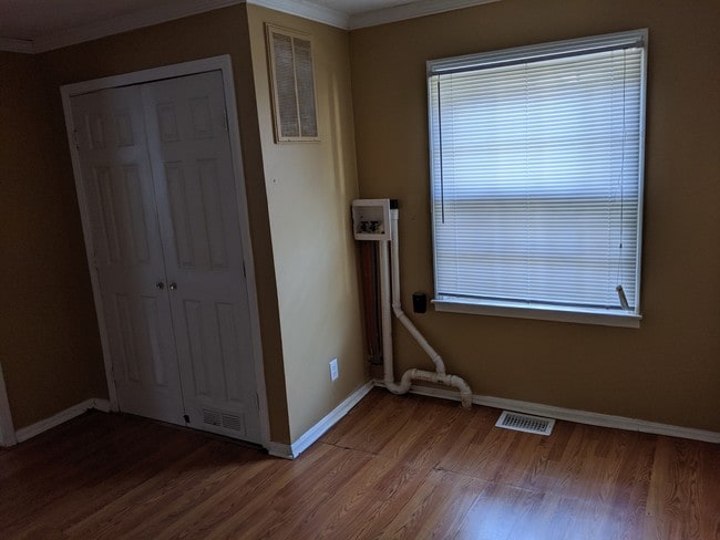 Building Photo - 2640 Olive St