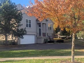 Building Photo - 1047 Chadwick Dr