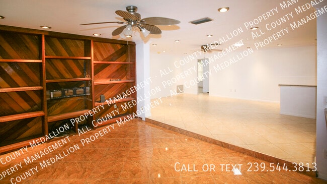 Foto del edificio - 1525 Covington Cir E