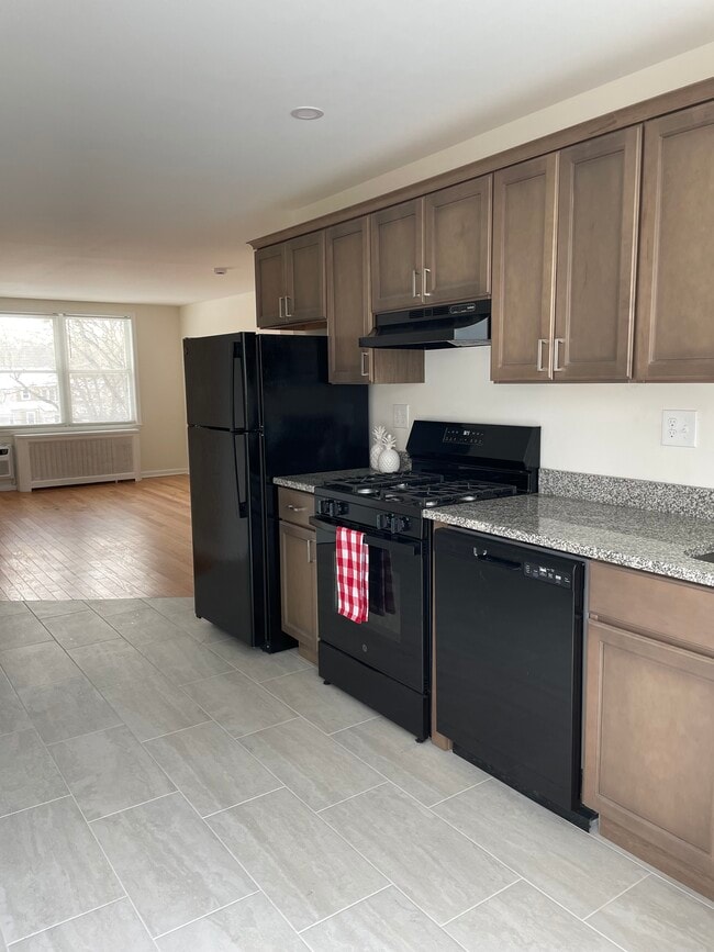 Building Photo - 123 Gallagher Rd