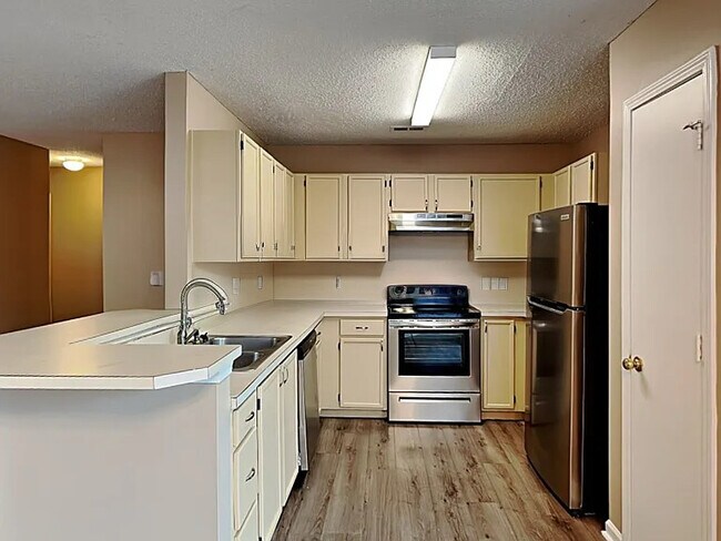 Foto del edificio - 5049 Parade Ln SW