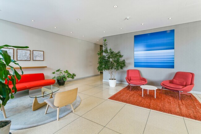 Foto del edificio - 6050 Kennedy Blvd E