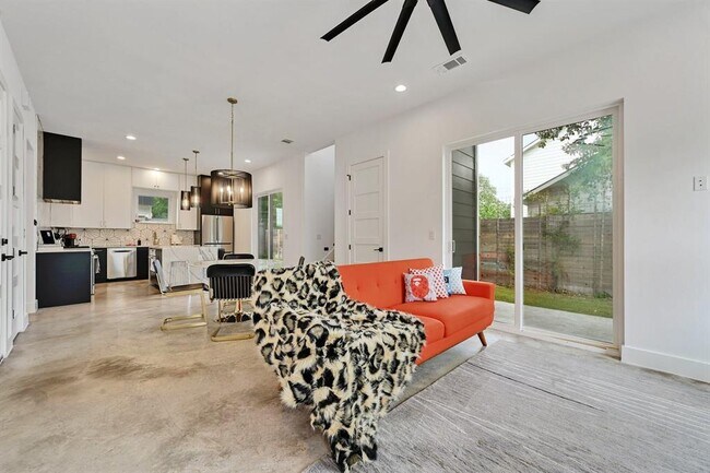 Foto del edificio - 1605 Grayford Dr