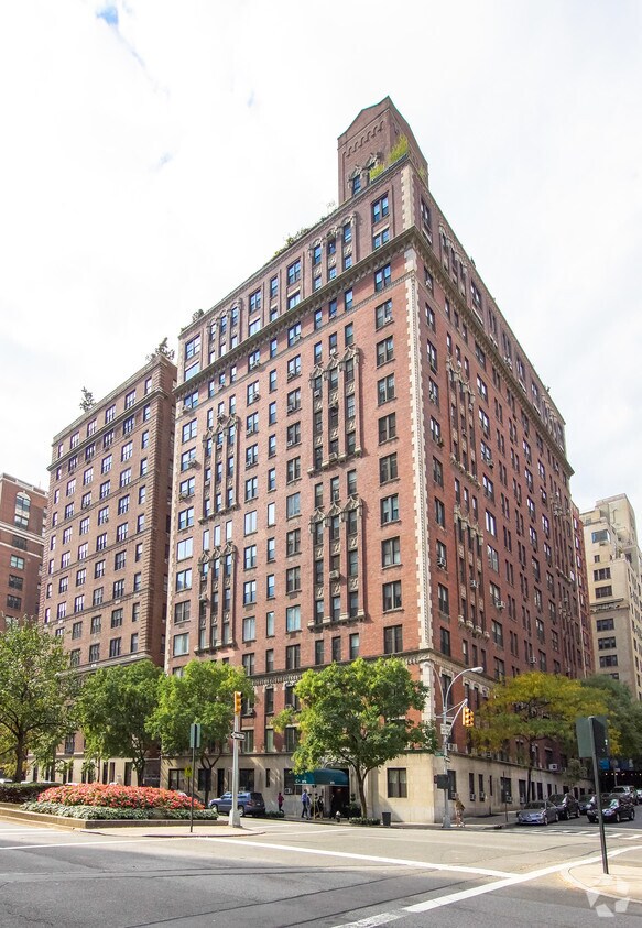 Park Avenue apartment New York, NY