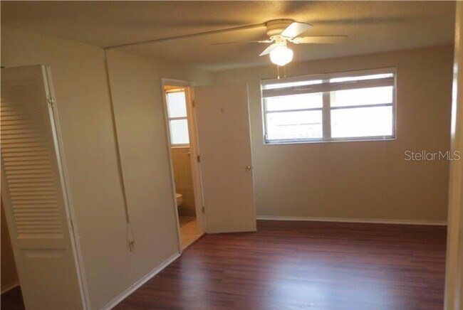 Building Photo - 7538 Pineapple Ln