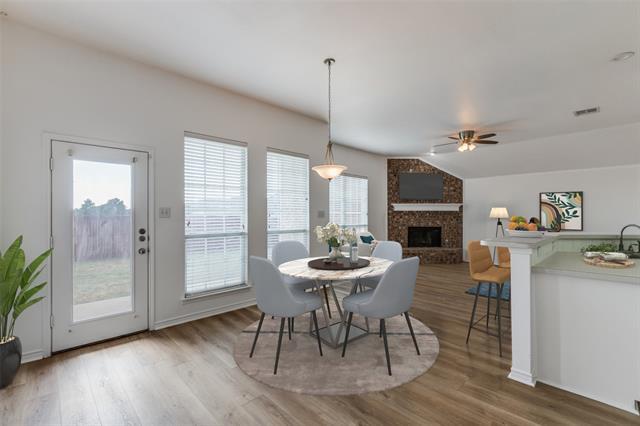 Foto del edificio - 9247 Aristocrat Ln