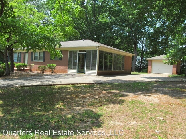 Building Photo - 3 br, 1.5 bath House - 117 N Claybon Drive