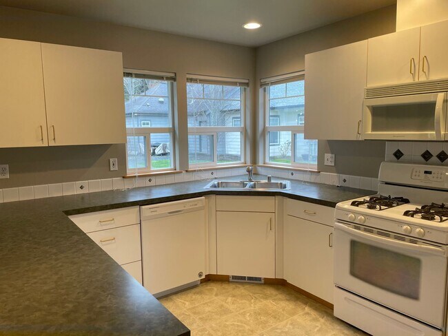 Foto del edificio - Maple Ridge  55+Community!