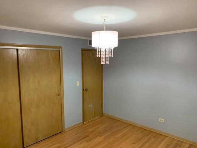 Bedroom - 7537 W Higgins Rd