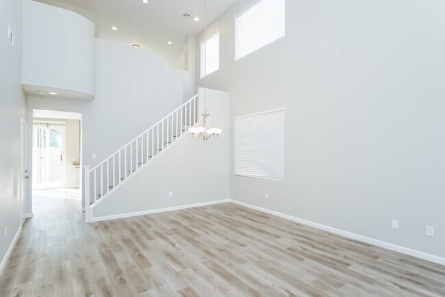 Foto del edificio - 2405 Breckle Key Ave