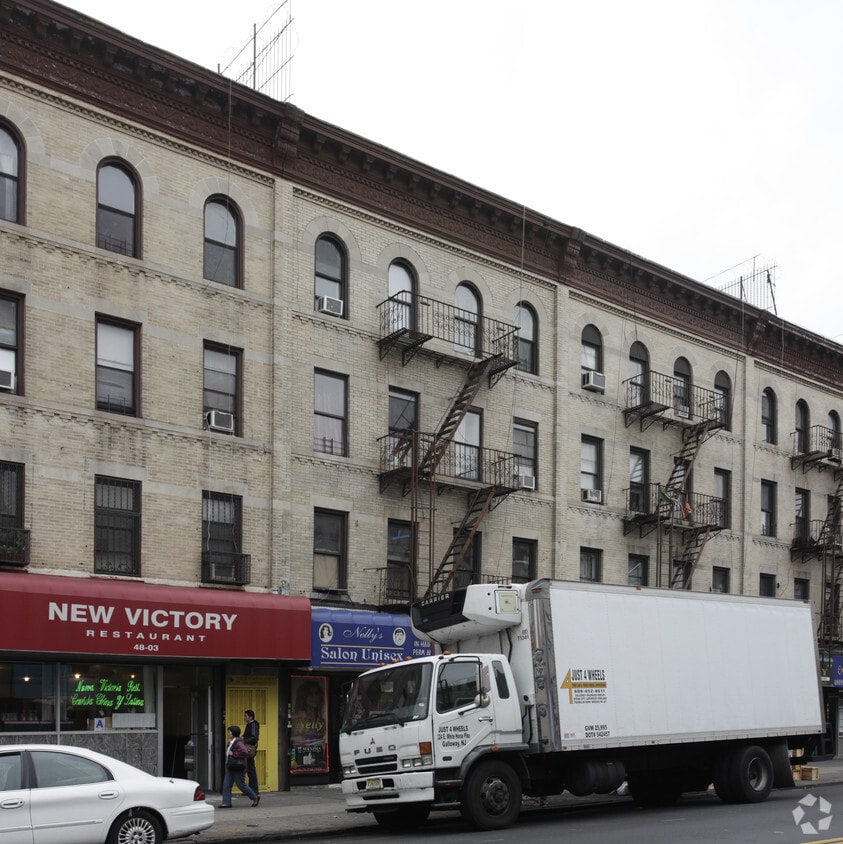 Primary Photo - 4805 5th Ave