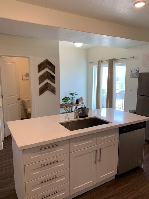Primary Photo - Pet Friendly rental in Orem