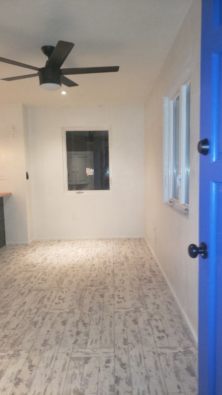 Foto del edificio - 1440 W Valerio St