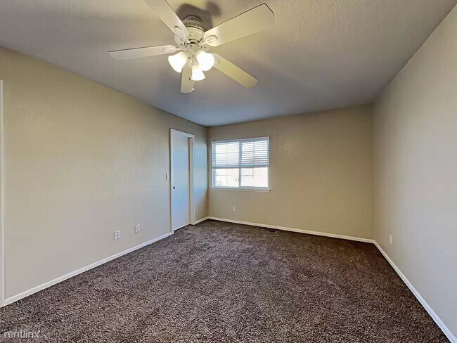 Building Photo - 3 br, 3 bath House - 229 Rosemary Pl