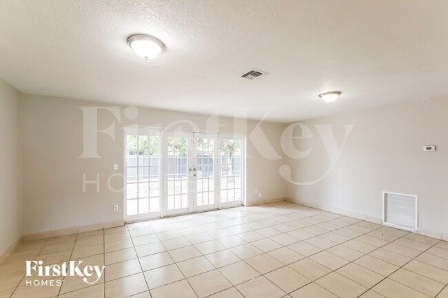 Building Photo - 4115 NW 185th St