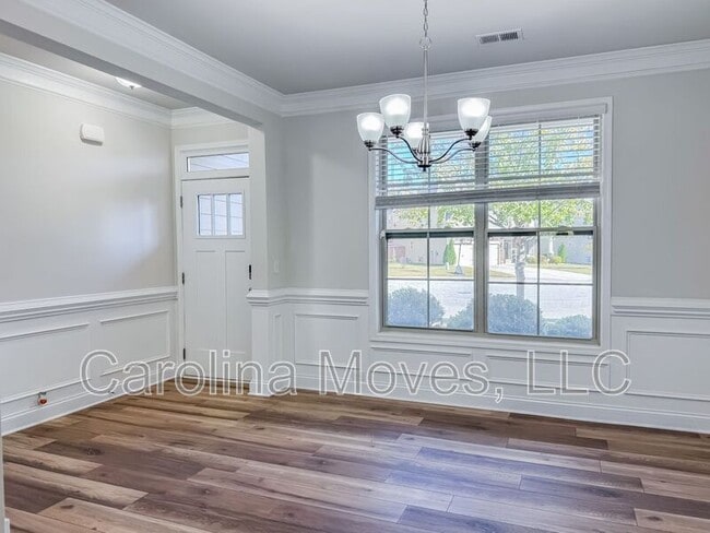 Photo - 129 Noble Wing Ln House