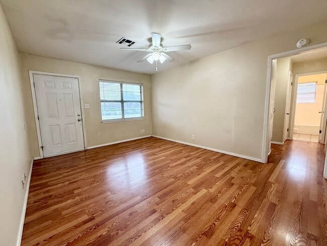 Photo - Cute Home w/Great Yard!