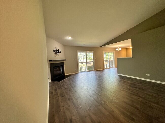 Building Photo - 973 Constance Ln