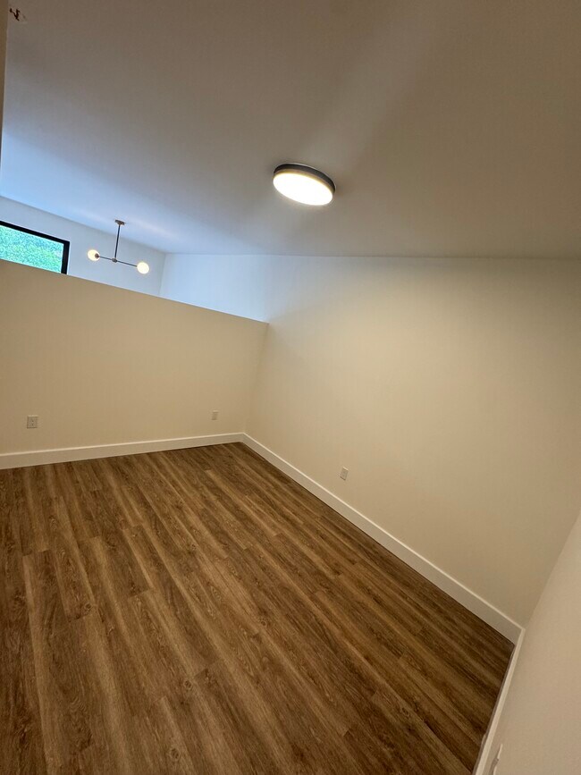 Foto del edificio - 143 SE 2nd Ct