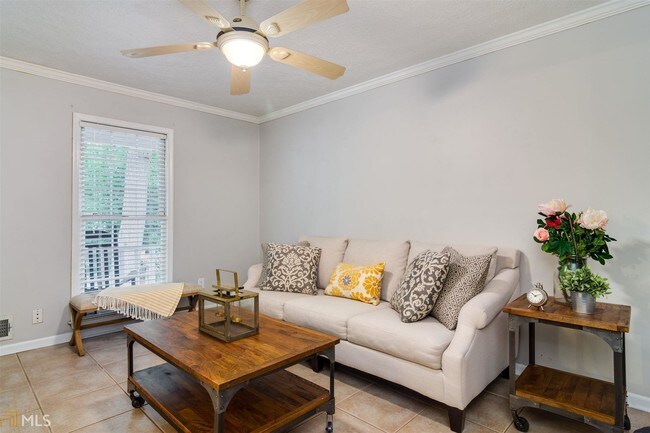 Foto del edificio - 4714 Shallowford Rd