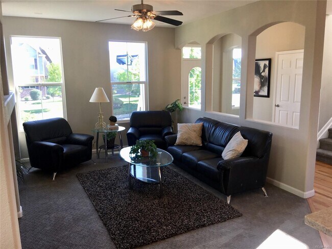 Living Room - 1317 S Duquesne Ct
