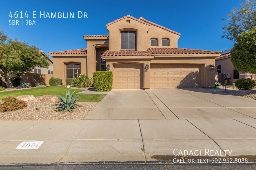 Primary Photo - Desert Ridge Pool & Hot Tub