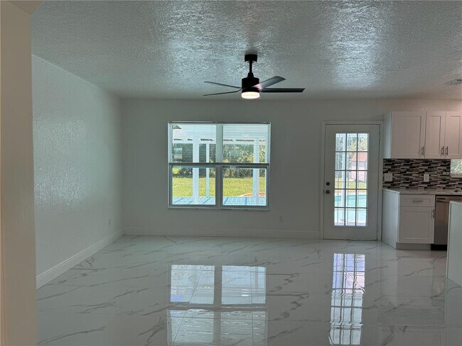 Foto del edificio - 1140 Meadow Spring Ct