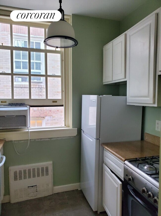 Foto del edificio - 517 E 77th St