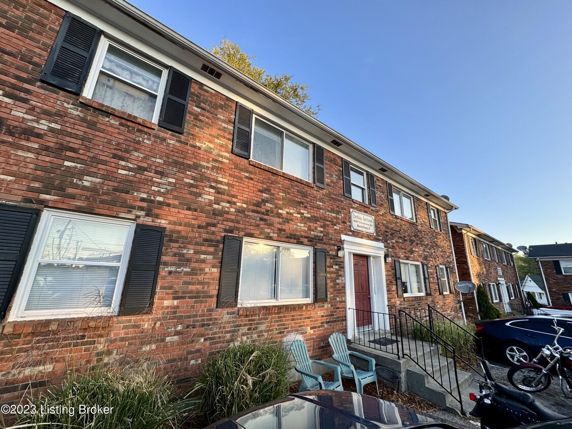 Primary Photo - 6813 Crestview Dr