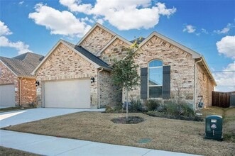 Building Photo - 4804 Dewy Rose Ln