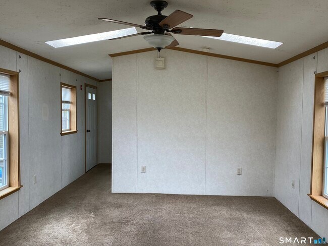 Foto del edificio - 34 Terrace Dr