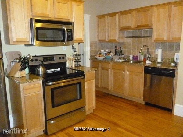 Building Photo - 2 br, 1 bath Apartment - 135 June St