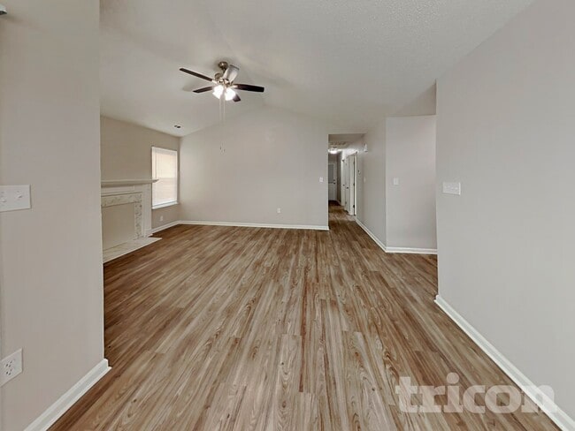 Building Photo - 5725 Becton Park Dr