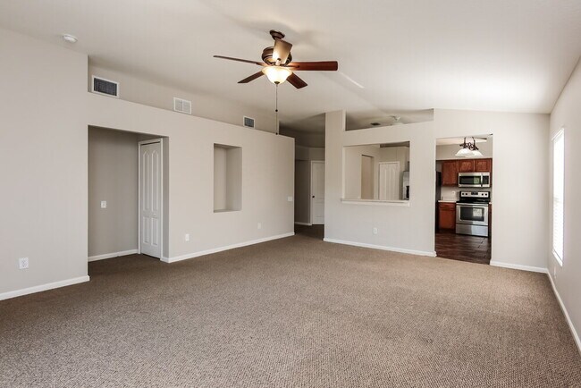 Building Photo - 13008 Early Run Ln