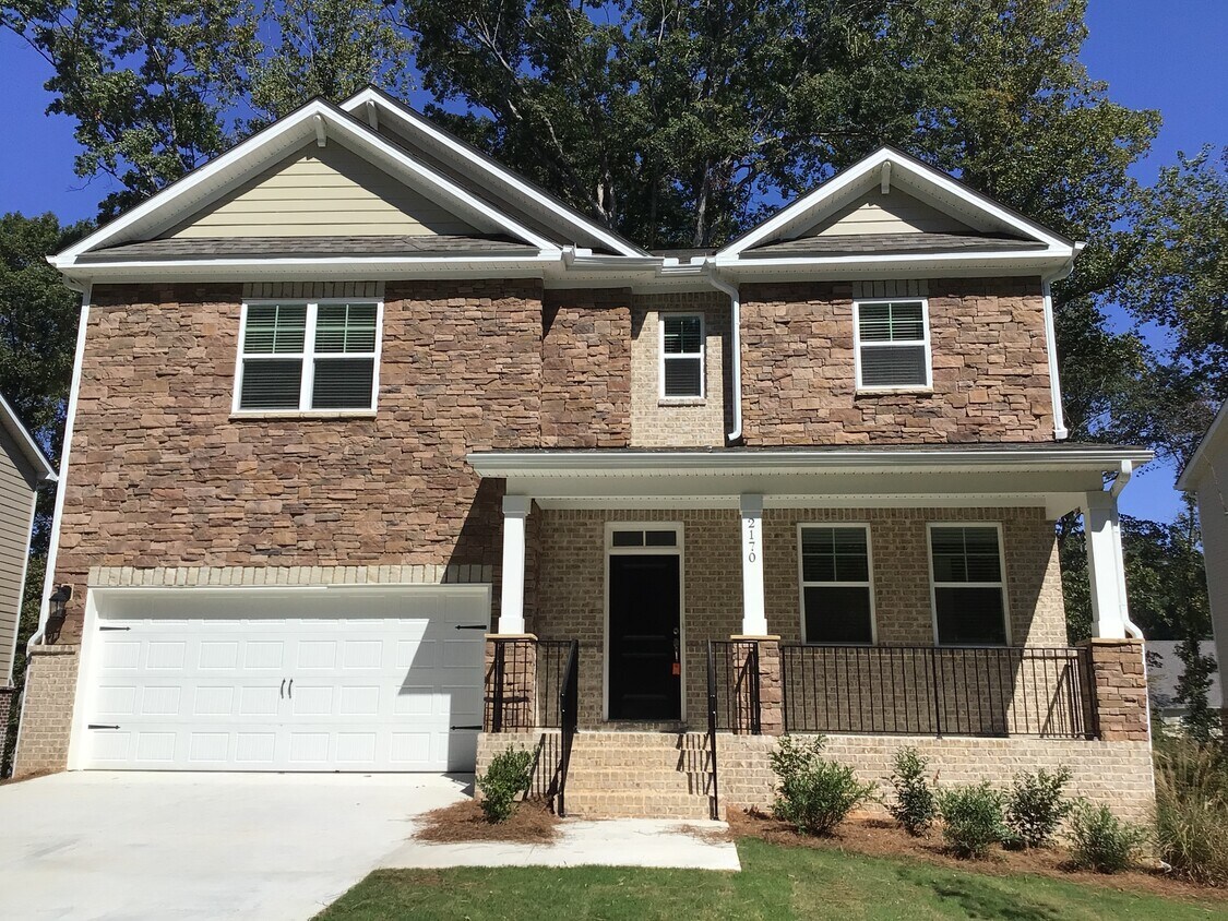 Foto principal - 2170 Brook Enclave Trail