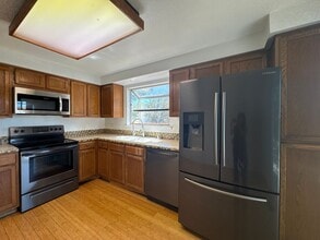 Building Photo - 1680 O Malley Dr