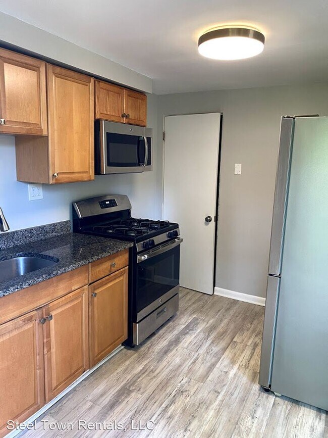 Building Photo - 2 br, 1 bath House - 2340 1/2 Buena Vista