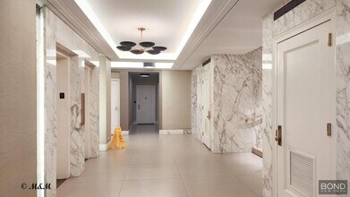 Building Photo - 160 W 73rd St