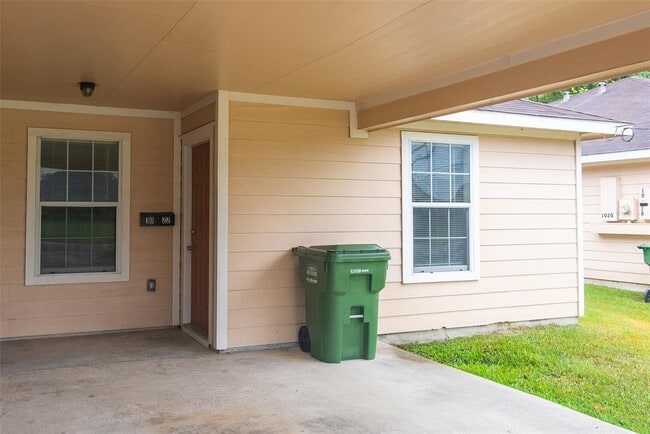 Building Photo - 1022 Glendale St