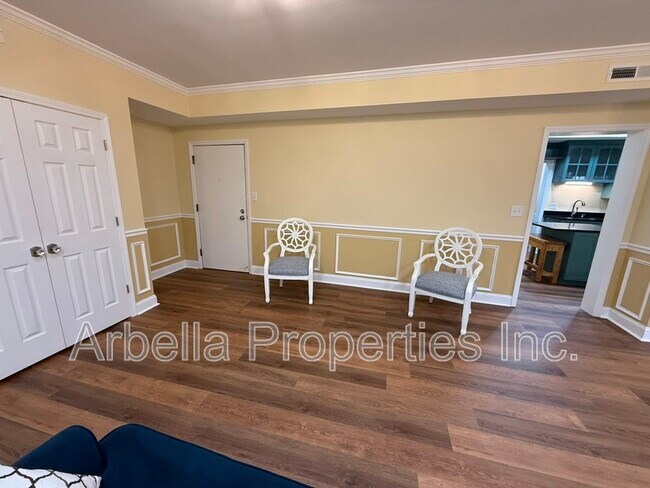 Foto del edificio - 701 W Locust St