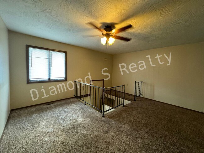 Foto del edificio - 1204 Flora St