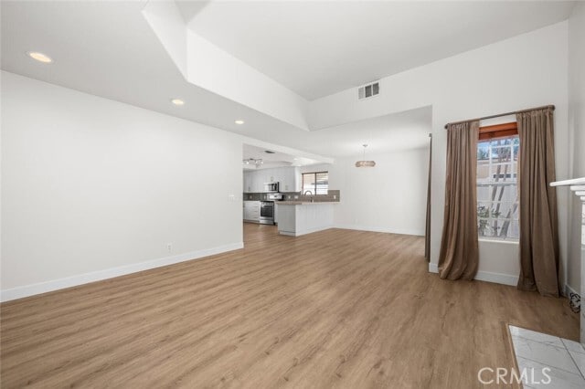 Building Photo - 2525 Orange Ave