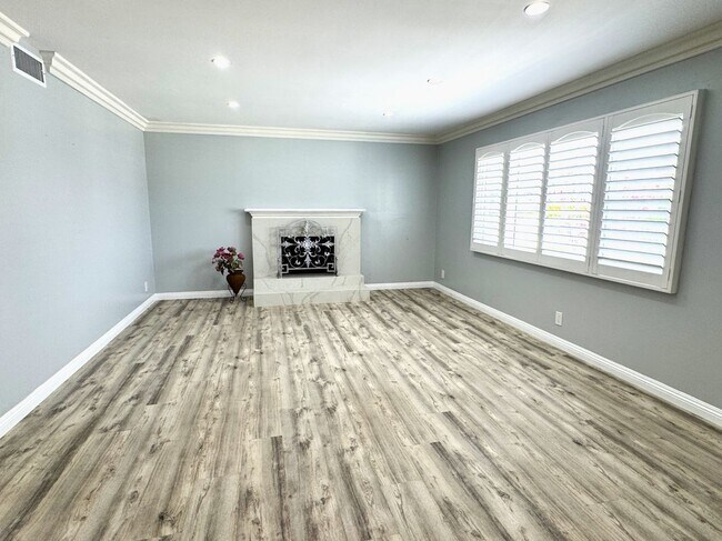 Foto del edificio - 17442 Jefferson Ln