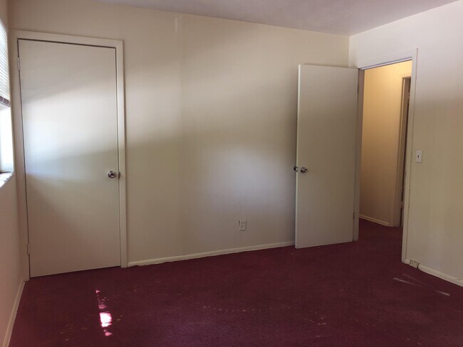 Foto del edificio - 4423 W Moncrief Village Dr