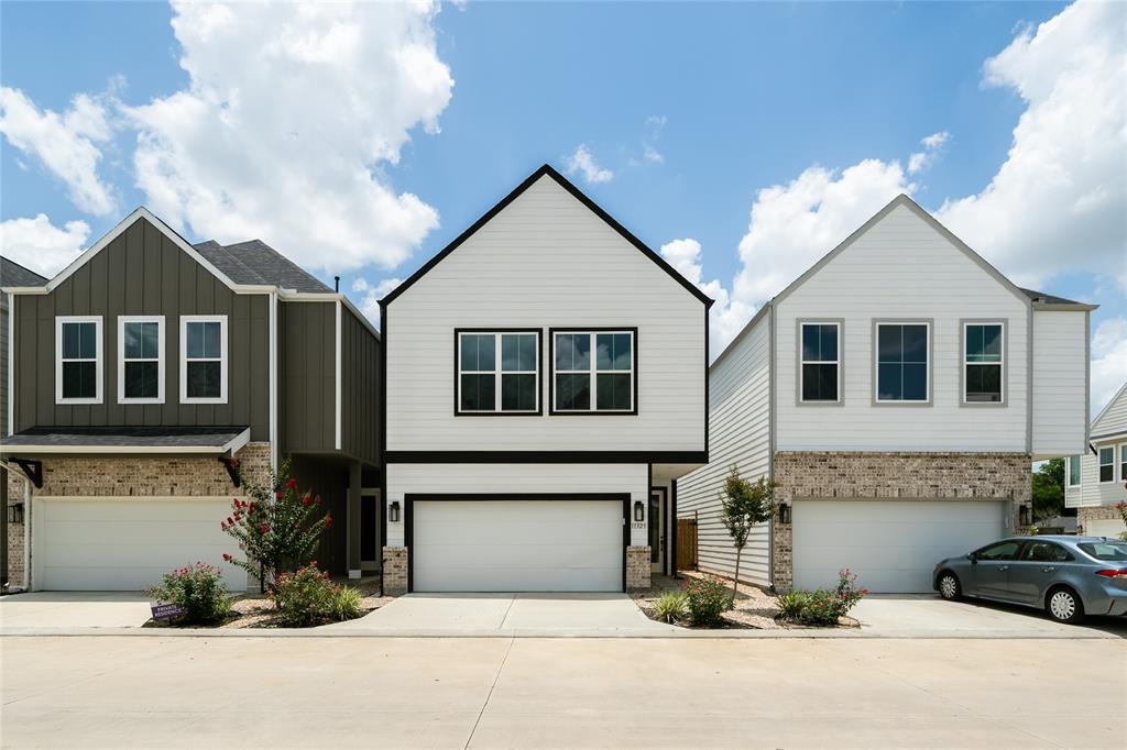 Primary Photo - 11325 Stonework Garden Ln