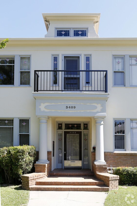 Foto del edificio - 3409 J St