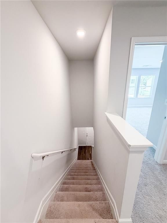 Foto del edificio - 310 Oakwood Dr NW