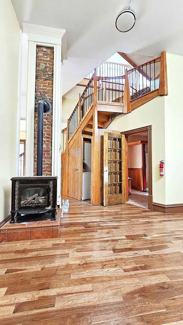 Building Photo - 141-141 N Champlain St